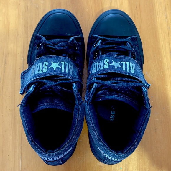 CONVERSE | Boys Black and Gray  High Top Converse All Star With Strap Size 3 - Picture 4 of 9